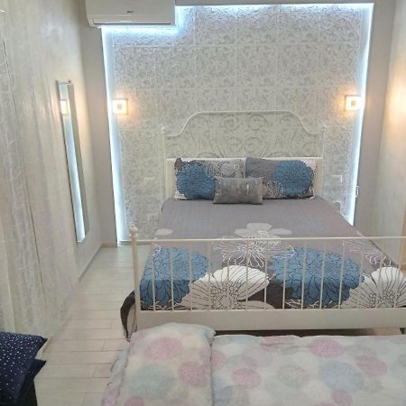 פיומיצ'ינו Rosilienza Suites Private Spa, Patio Garden Free Trasfer To & From Airport מראה חיצוני תמונה