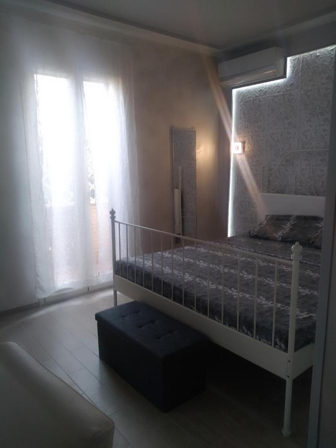 פיומיצ'ינו Rosilienza Suites Private Spa, Patio Garden Free Trasfer To & From Airport מראה חיצוני תמונה