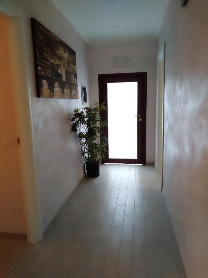 פיומיצ'ינו Rosilienza Suites Private Spa, Patio Garden Free Trasfer To & From Airport מראה חיצוני תמונה
