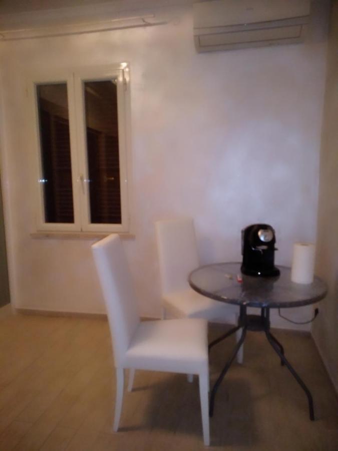 פיומיצ'ינו Rosilienza Suites Private Spa, Patio Garden Free Trasfer To & From Airport מראה חיצוני תמונה
