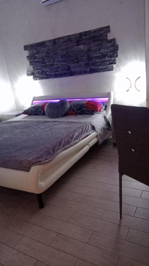 פיומיצ'ינו Rosilienza Suites Private Spa, Patio Garden Free Trasfer To & From Airport מראה חיצוני תמונה