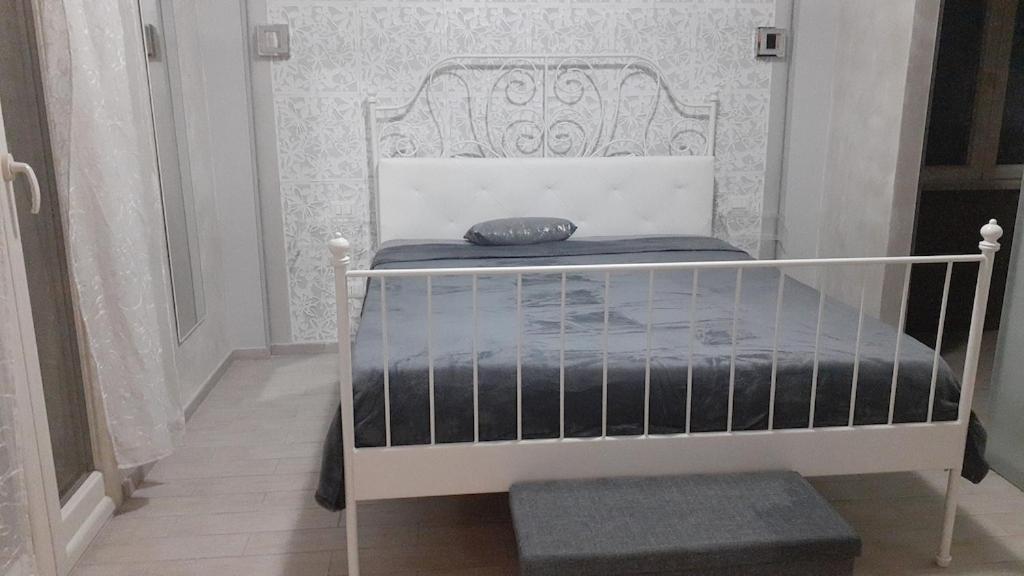 פיומיצ'ינו Rosilienza Suites Private Spa, Patio Garden Free Trasfer To & From Airport מראה חיצוני תמונה