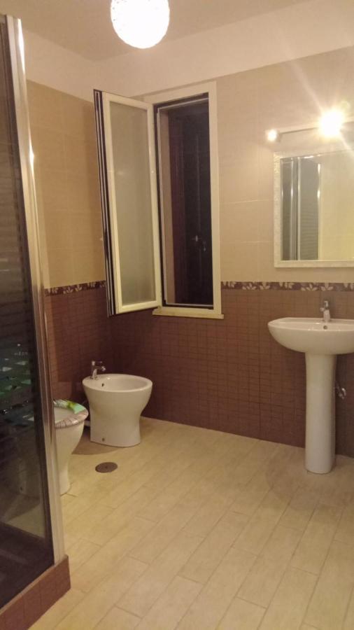 פיומיצ'ינו Rosilienza Suites Private Spa, Patio Garden Free Trasfer To & From Airport מראה חיצוני תמונה