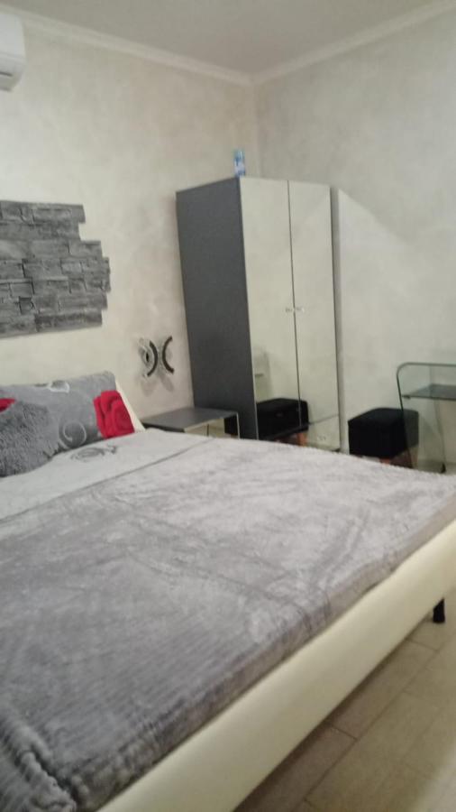 פיומיצ'ינו Rosilienza Suites Private Spa, Patio Garden Free Trasfer To & From Airport מראה חיצוני תמונה