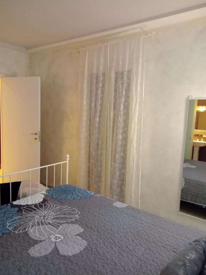 פיומיצ'ינו Rosilienza Suites Private Spa, Patio Garden Free Trasfer To & From Airport מראה חיצוני תמונה